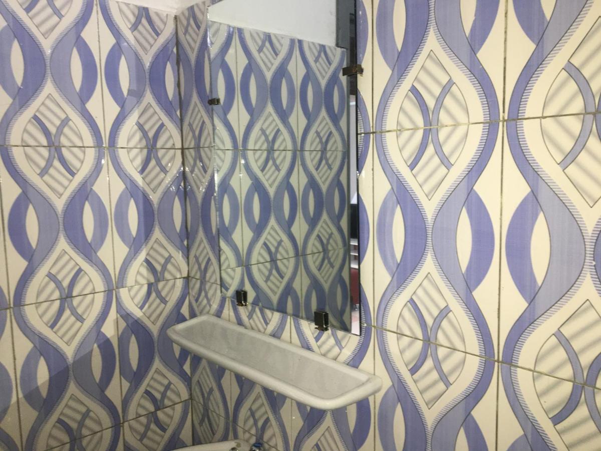 Residence Maryhouse - Free Breakfast And Taxi From Airport Cotonou Bagian luar foto