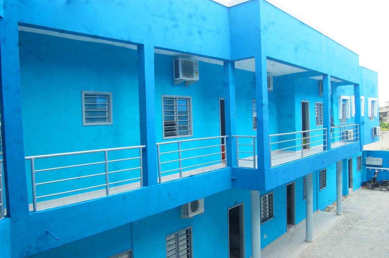 Residence Maryhouse - Free Breakfast And Taxi From Airport Cotonou Bagian luar foto