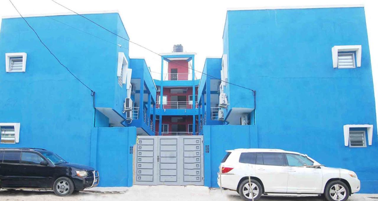 Residence Maryhouse - Free Breakfast And Taxi From Airport Cotonou Bagian luar foto