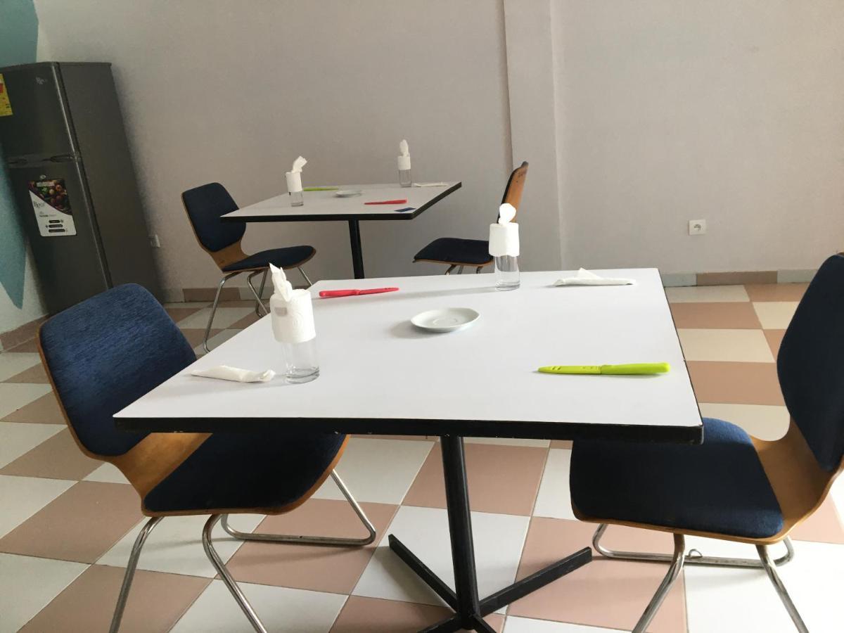 Residence Maryhouse - Free Breakfast And Taxi From Airport Cotonou Bagian luar foto